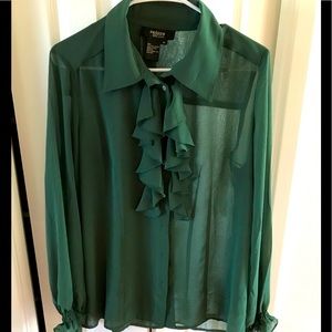 Classic Ruffle “Twiggy” Blouse. Size M